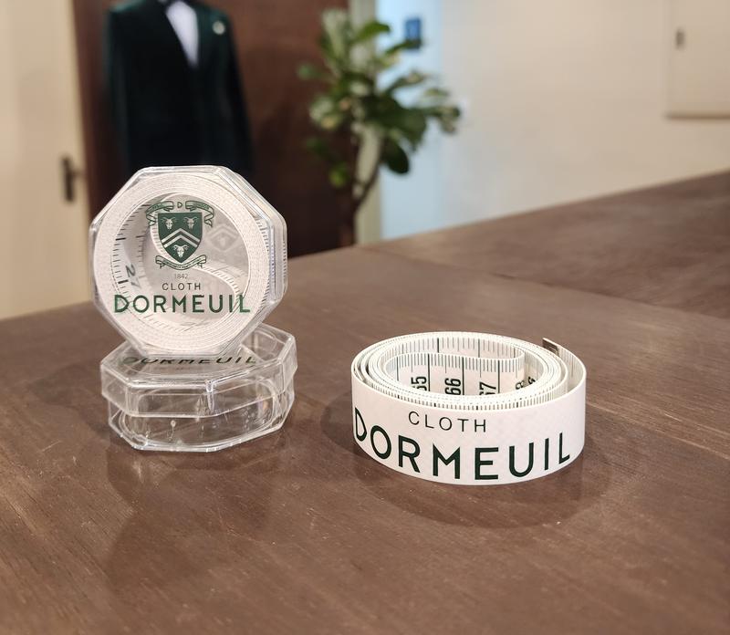 Dormeuil 줄자